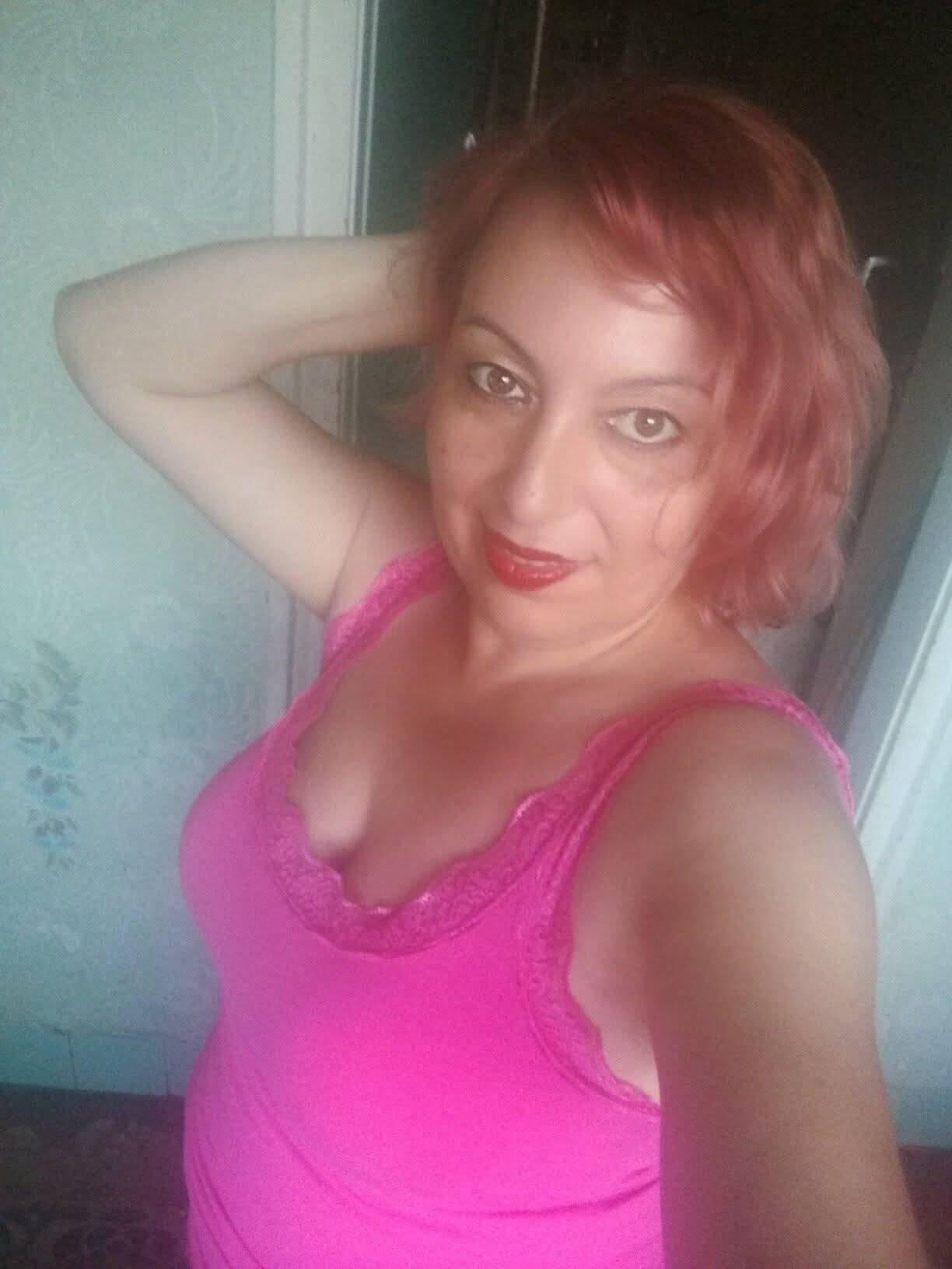 Sexy hungary mom