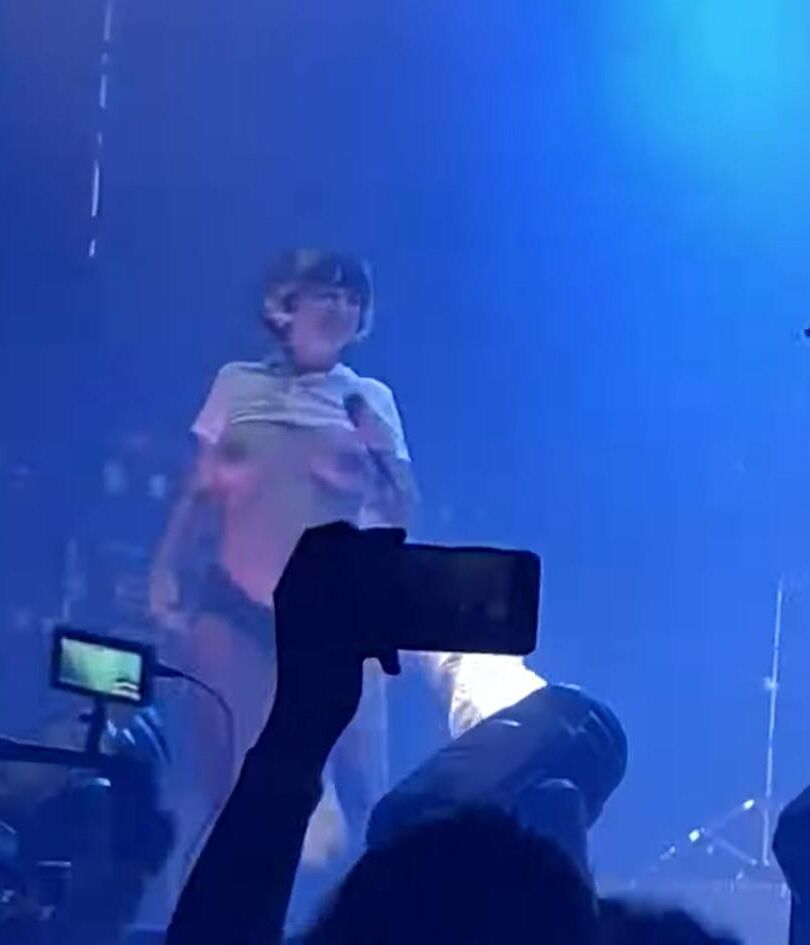 Pregnant rocker and roller
