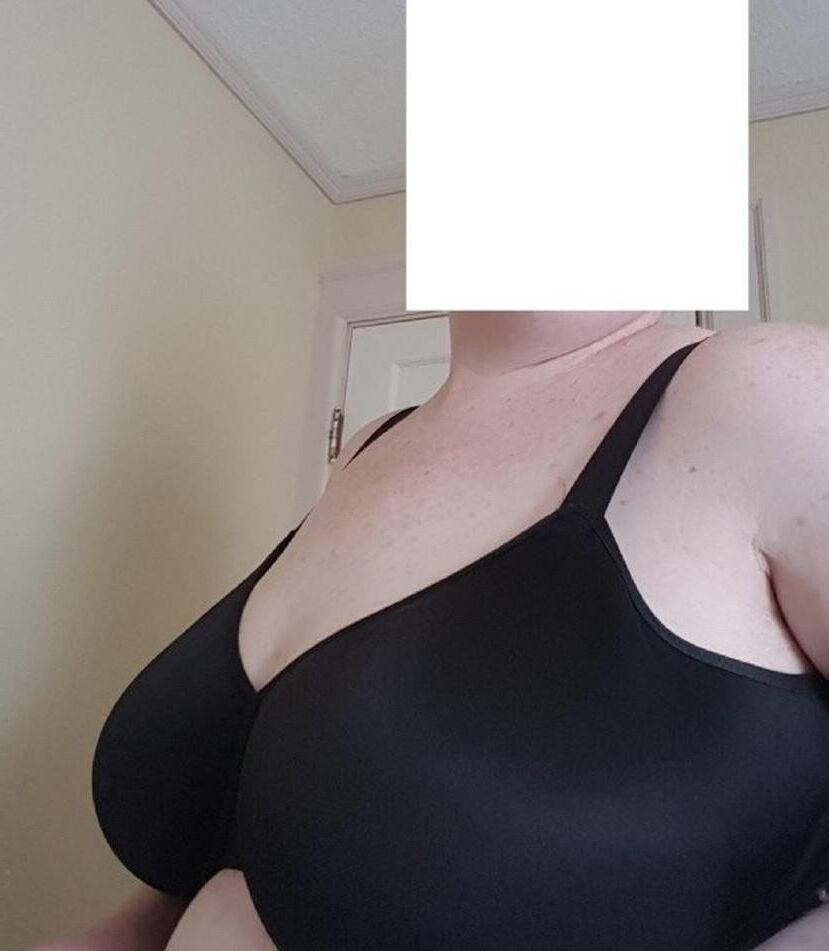 BBW bath time selfies