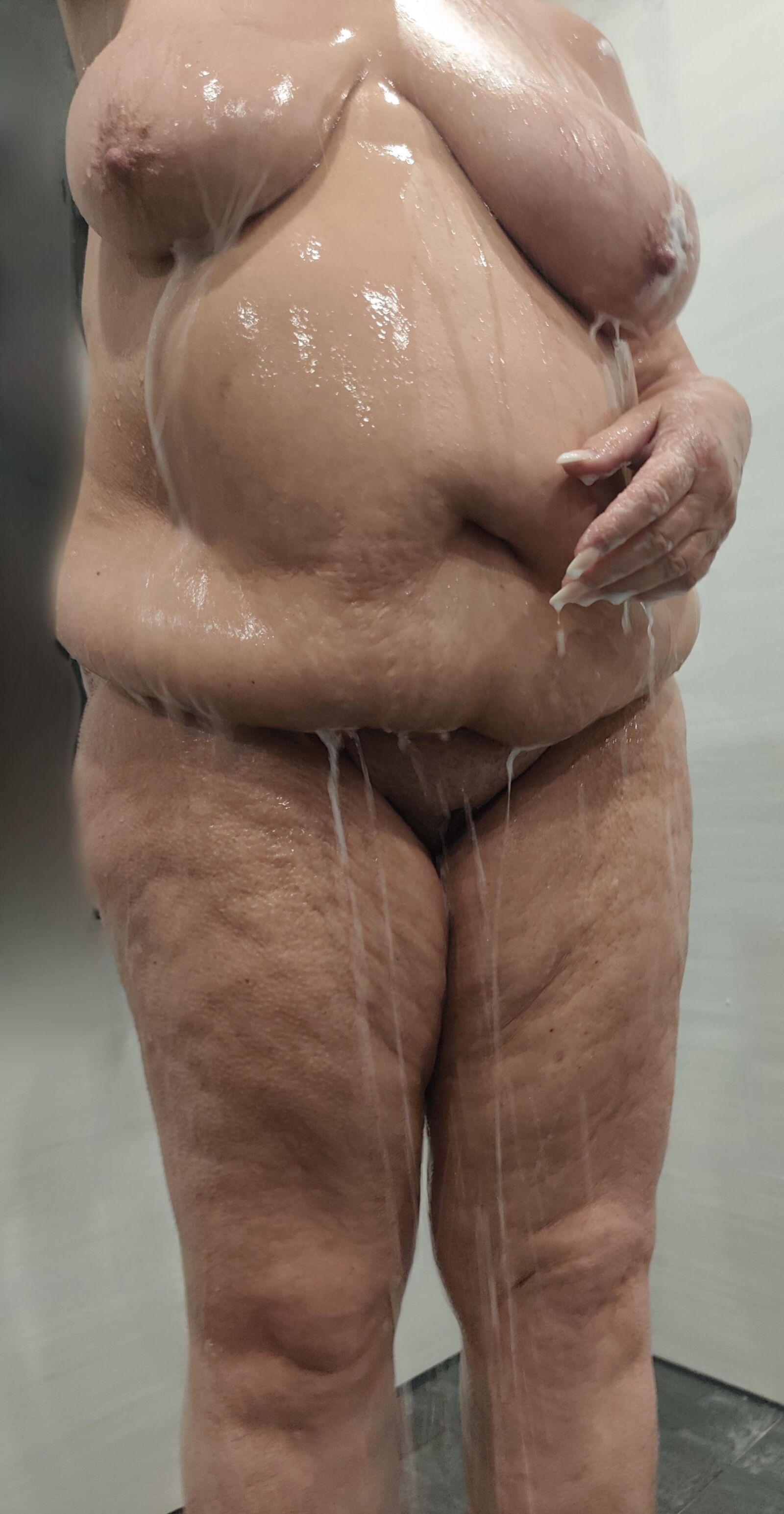 Spy my BBW showering