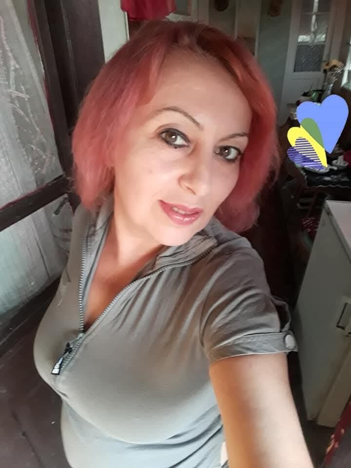 Sexy hungary mom