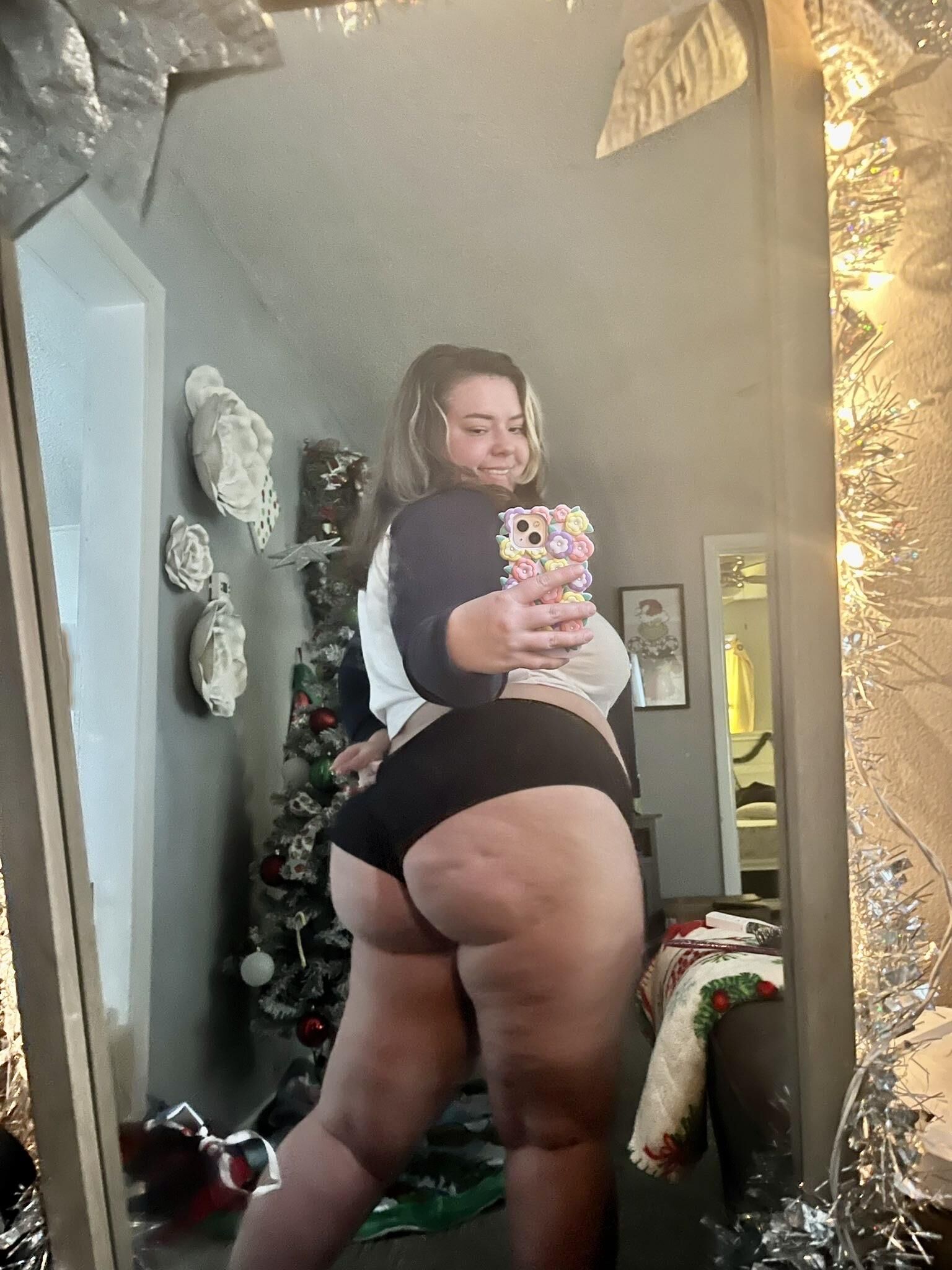 Tori Huge Ass Big Boobs Beauty BBW Girl Mixed Hot Photos