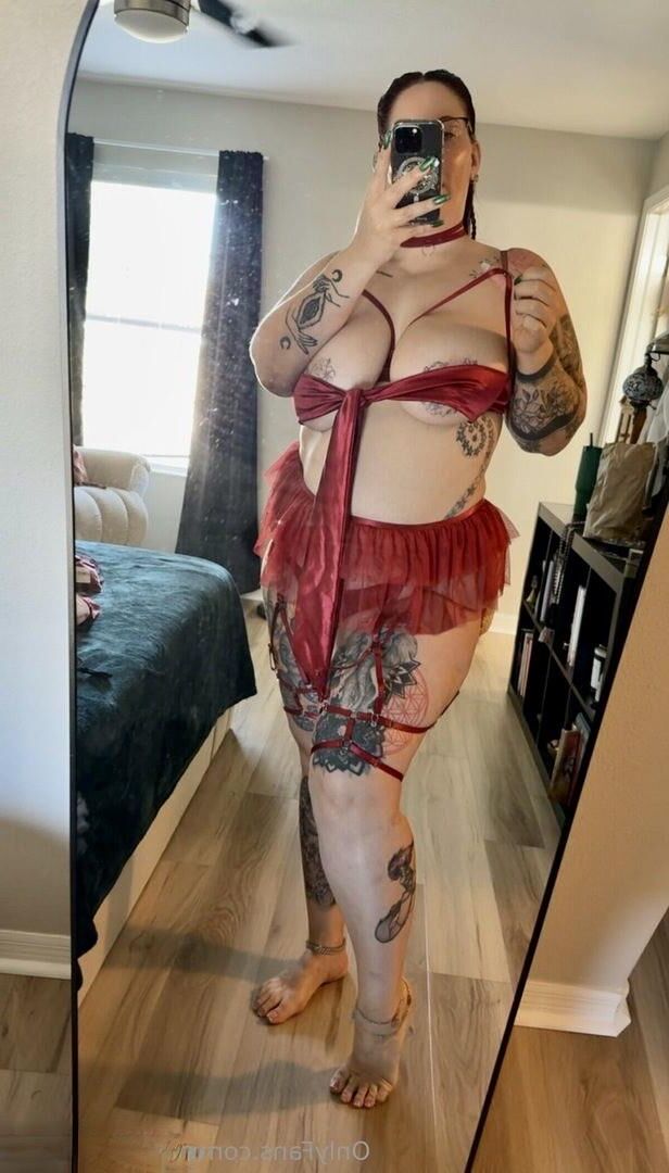 J B Huge Ass Big Boobs BBW Tattooed Wife with Glasses Mixed Shot