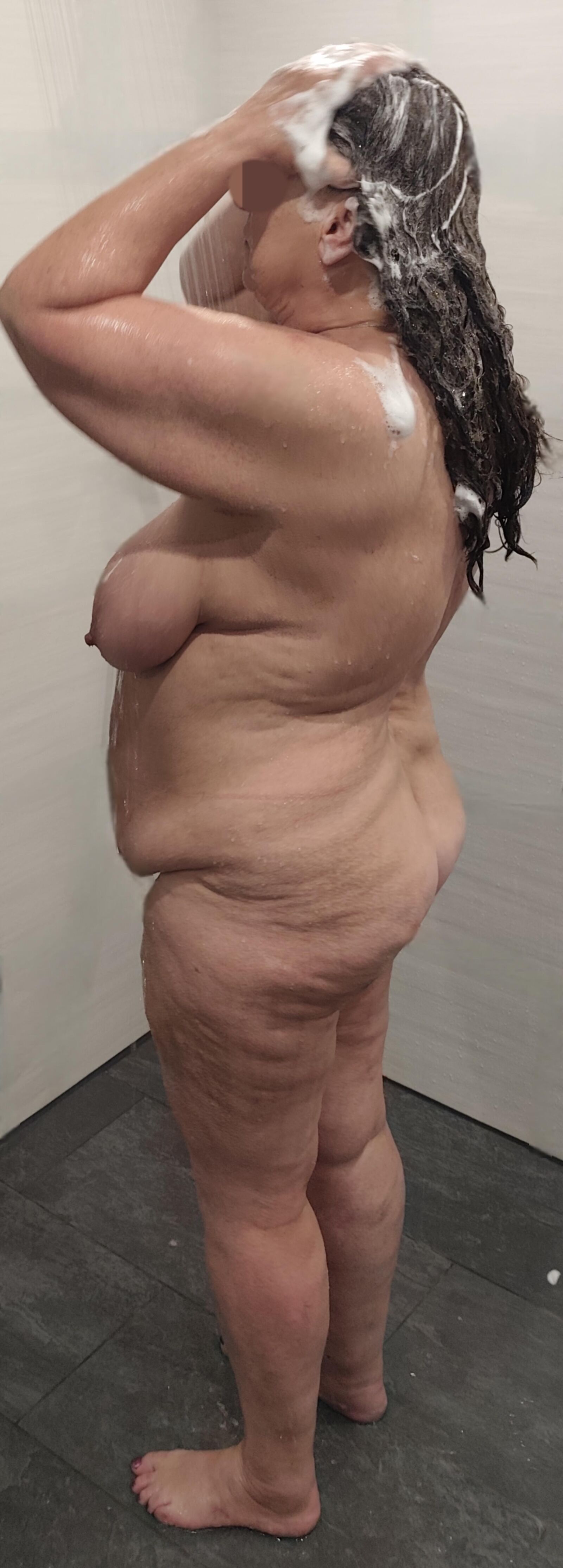 Spy my BBW showering