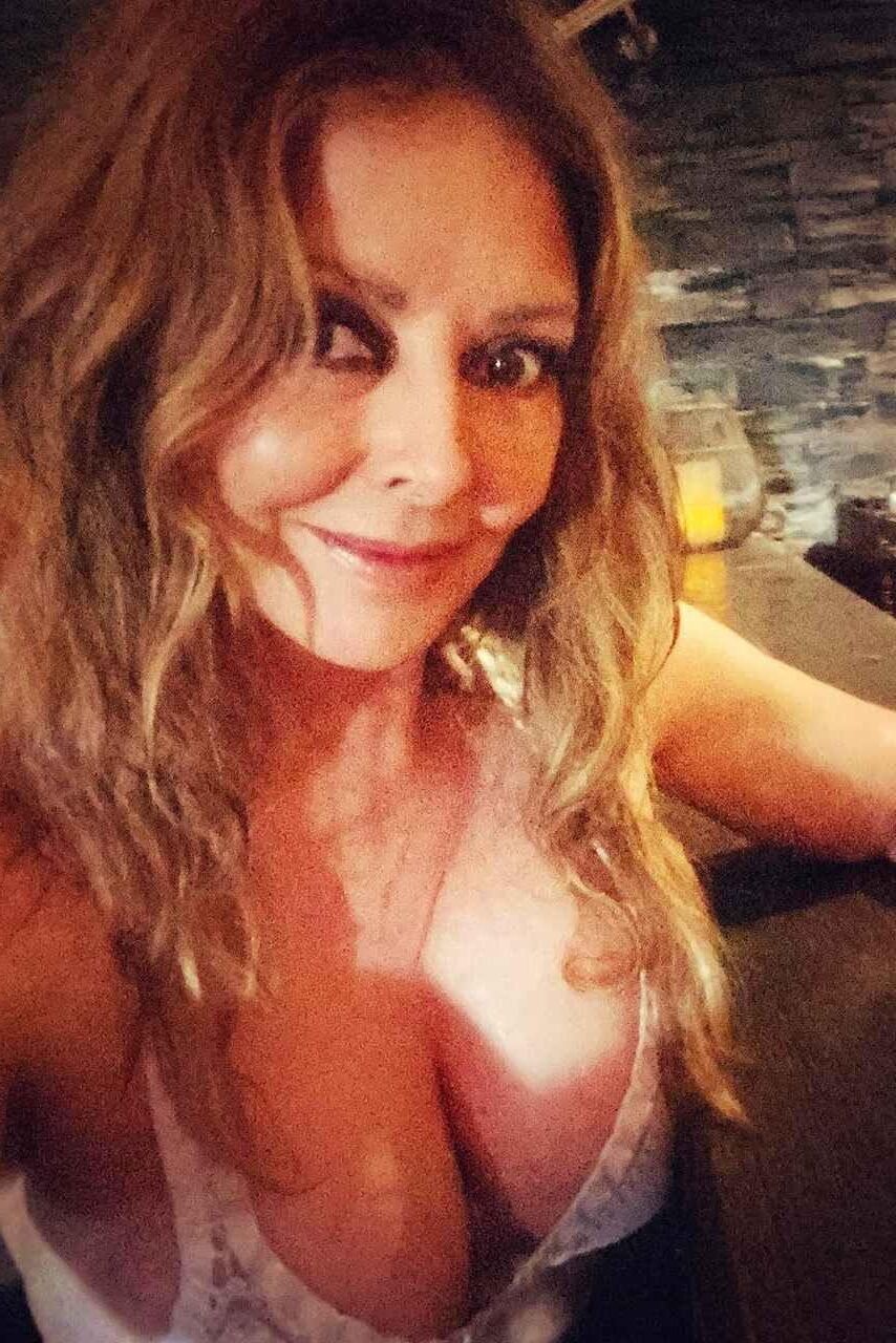 Carol Vorderman boobs