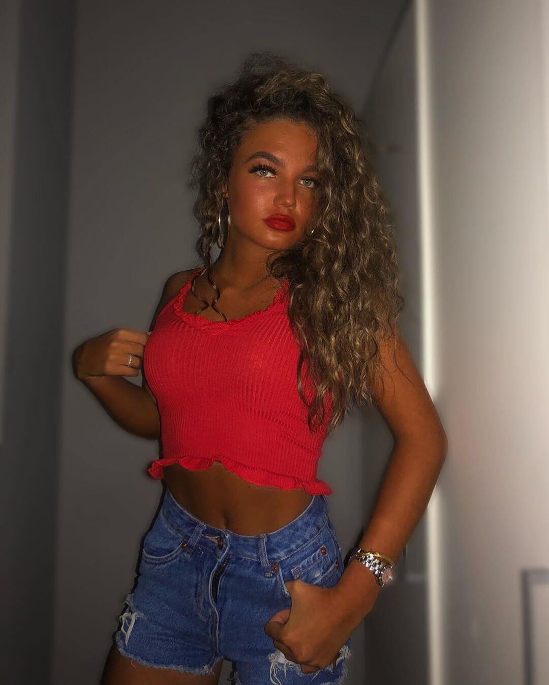 Bimbos chav bitches to stroke and drain our full balls so fast