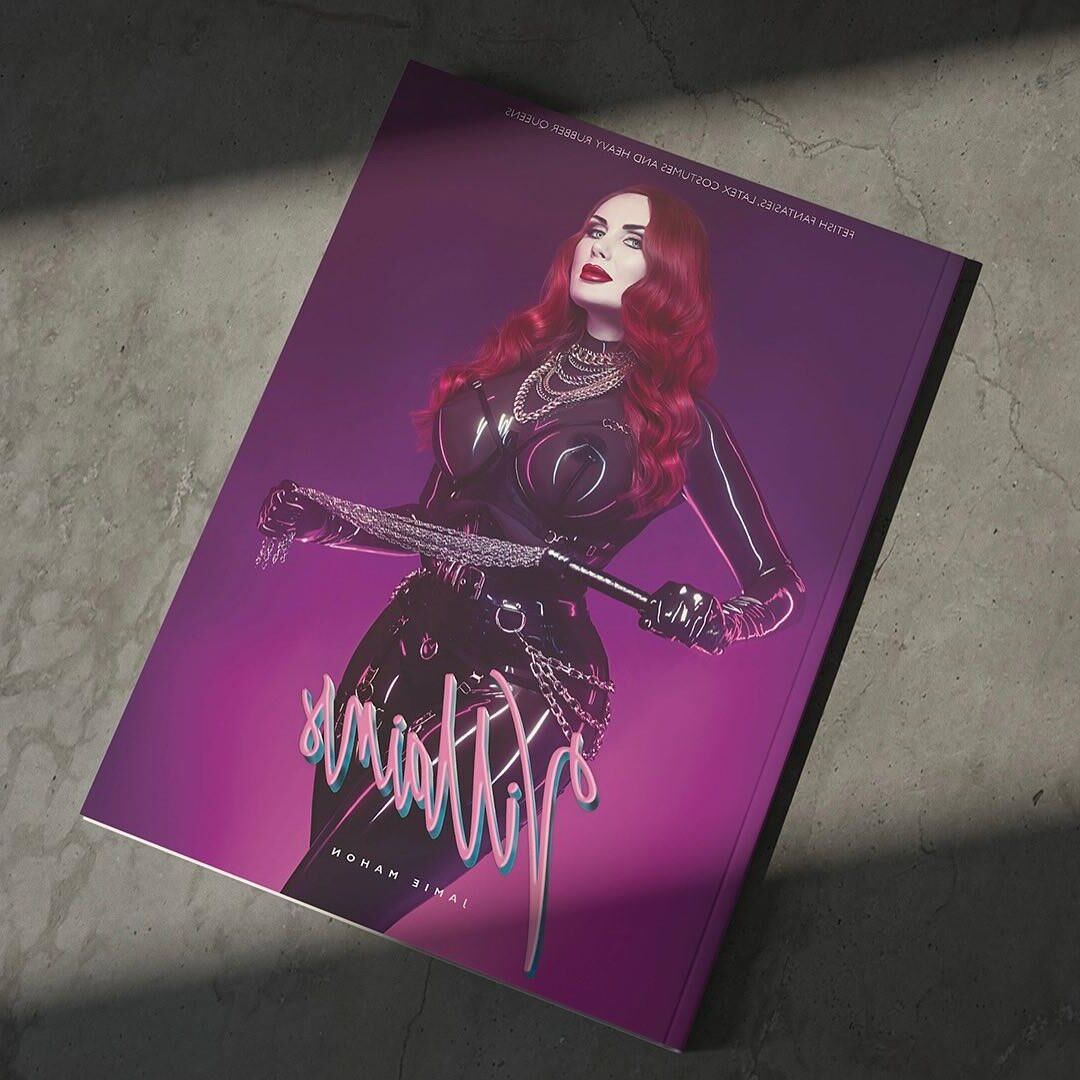 Más amante Morrigan Hel