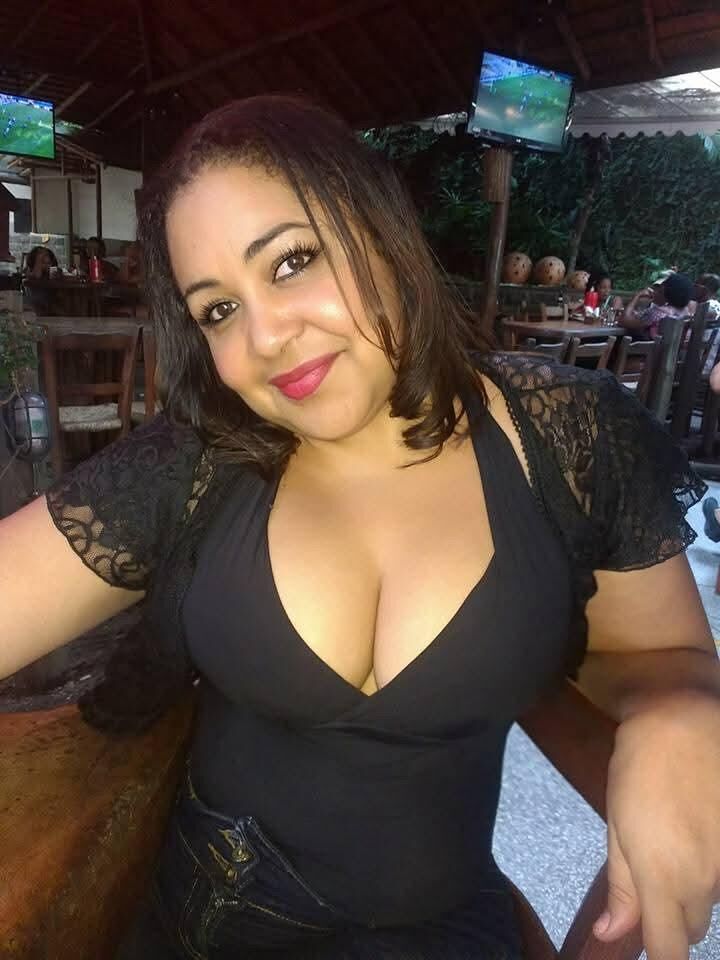 Coroa mãe de família Facebook 