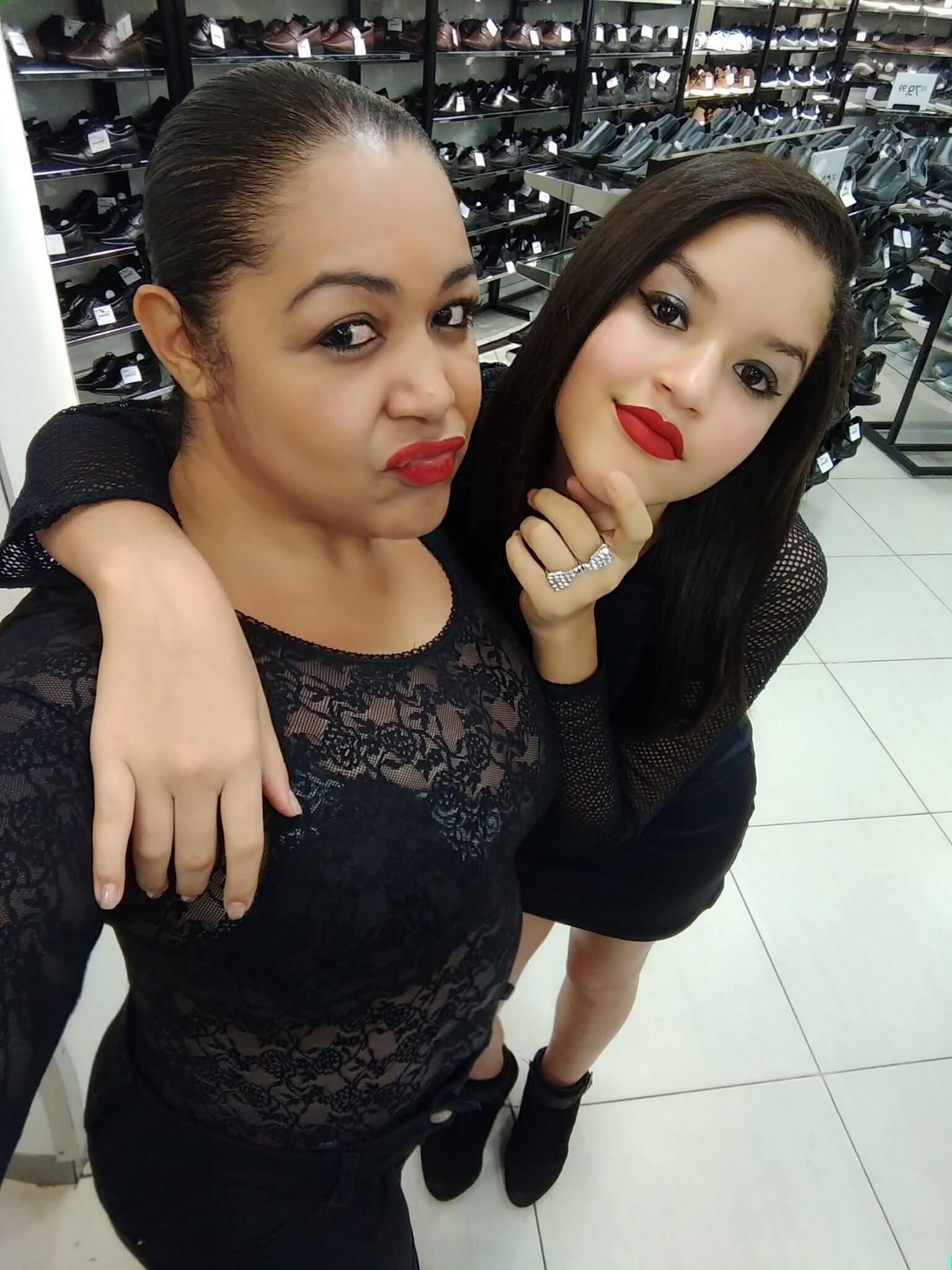 Coroa mãe de família Facebook 