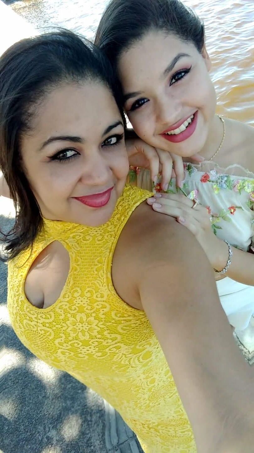 Coroa mãe de família Facebook 