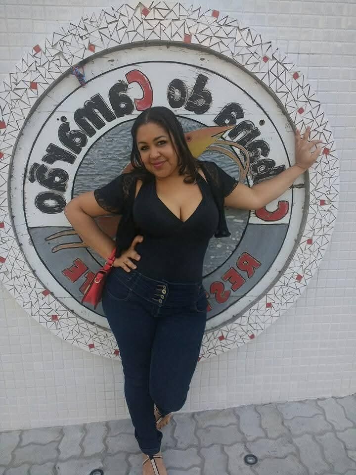 Coroa mãe de família Facebook 