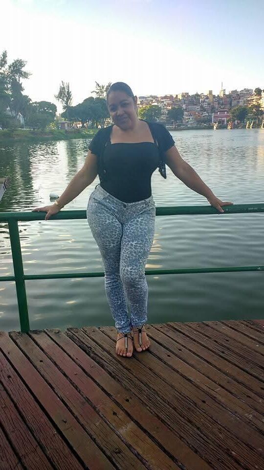 Coroa mãe de família Facebook 