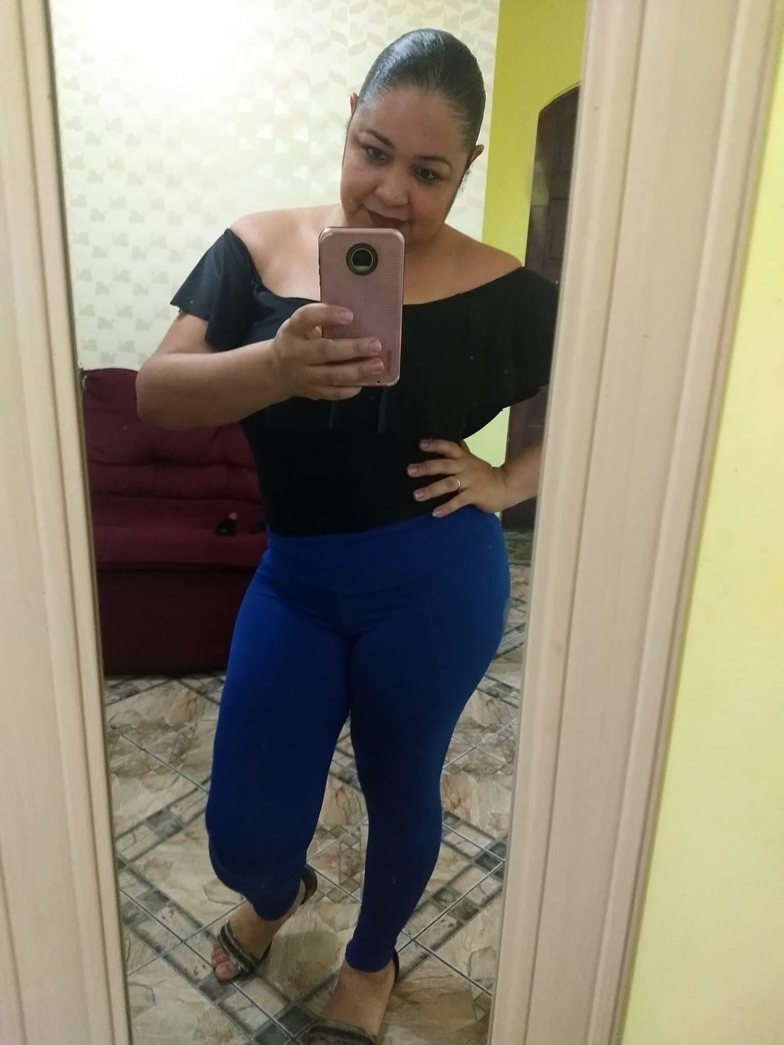 Coroa mãe de família Facebook 