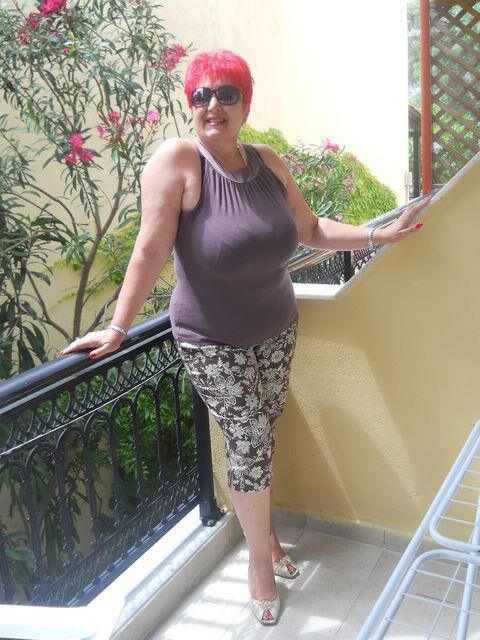 BIG TIT GRANNY