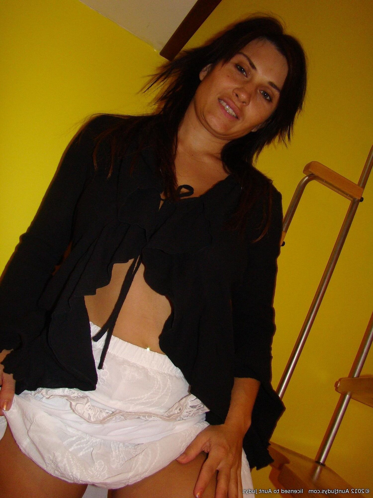 . Valentina. MILF with attitude