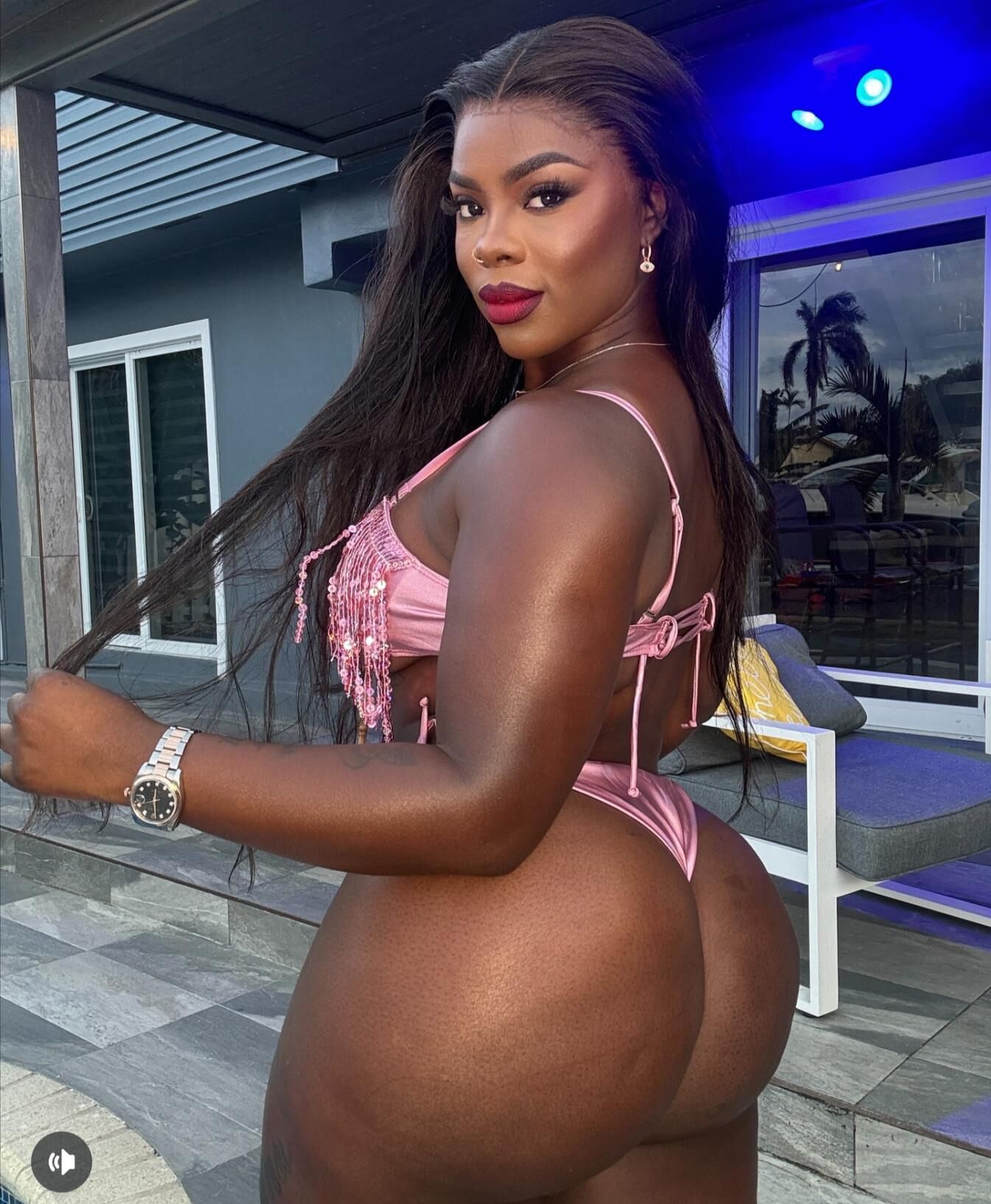 Big Booty Beauty 