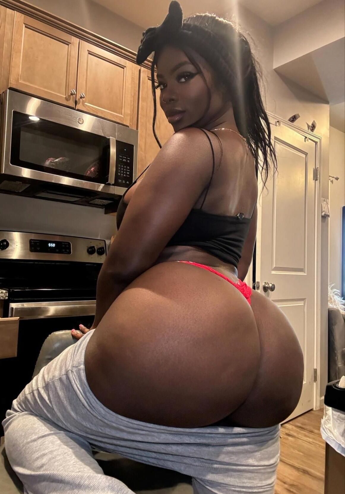 Big Booty Beauty 