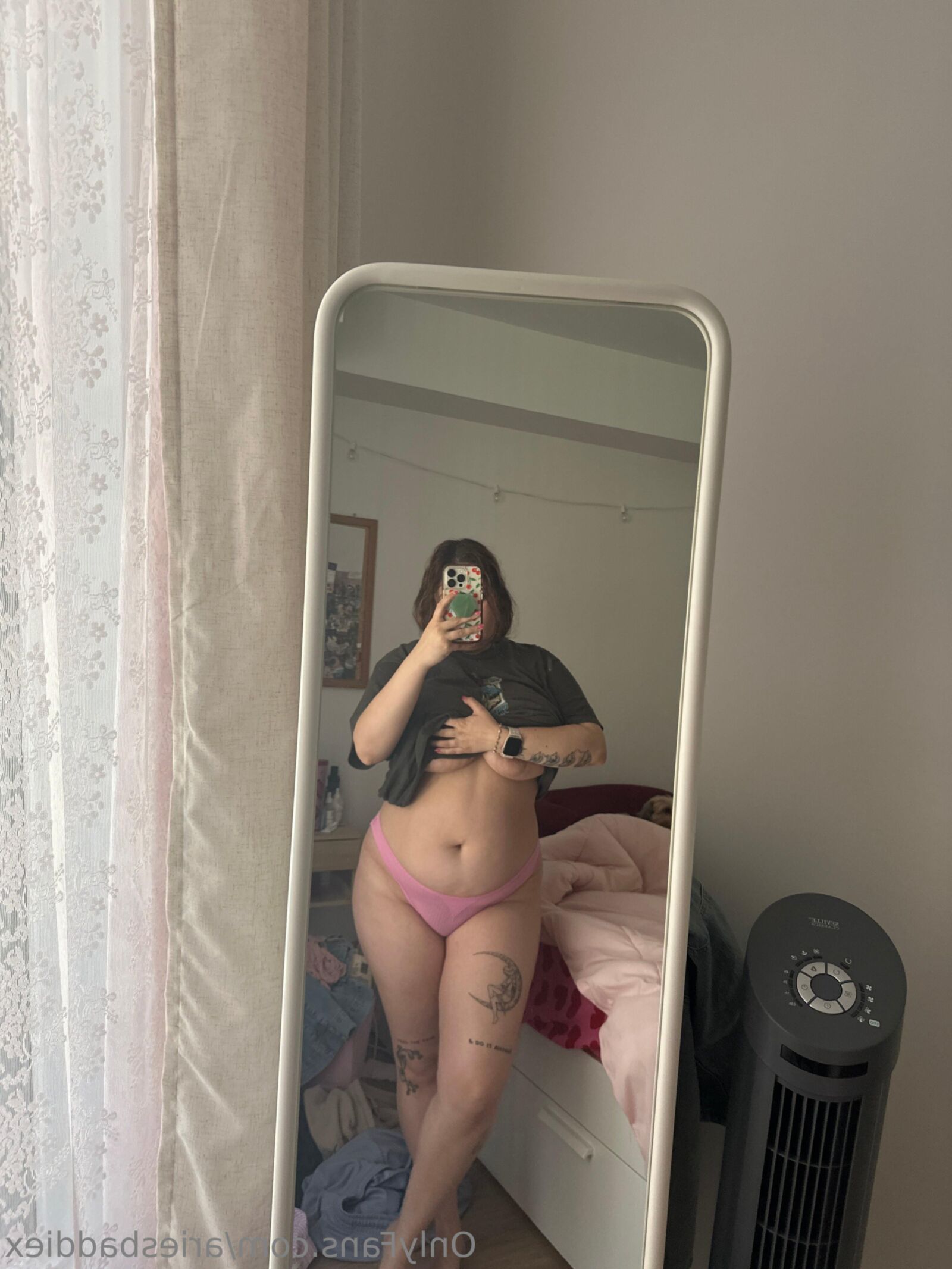 Cris Huge Boobs Sexy Beauty BBW Brunette Instagram Girl Mixed Ho