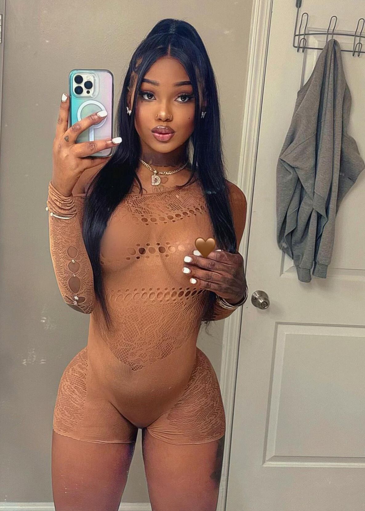 Stunning ghetto beauty 