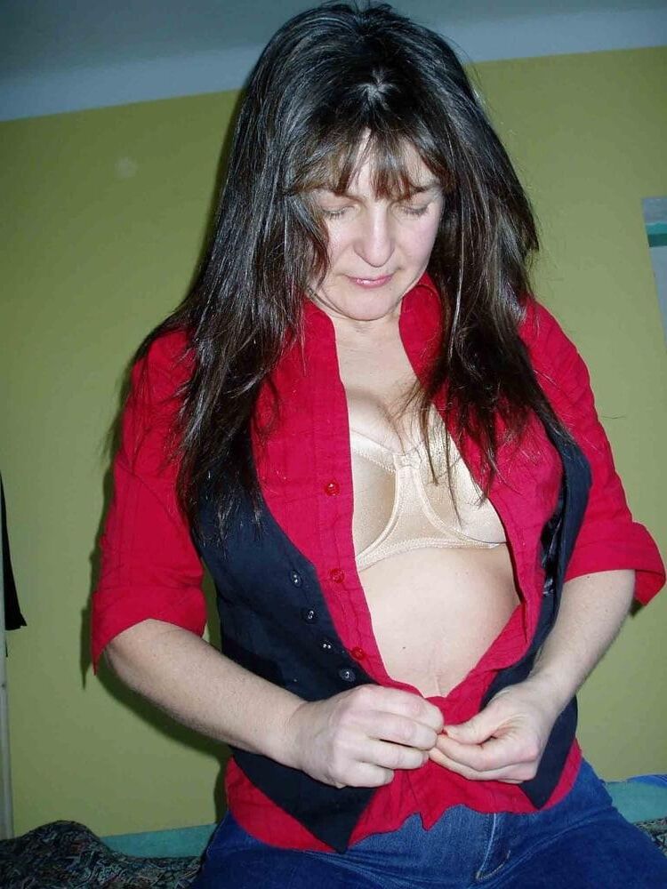 Busty German milf Evi
