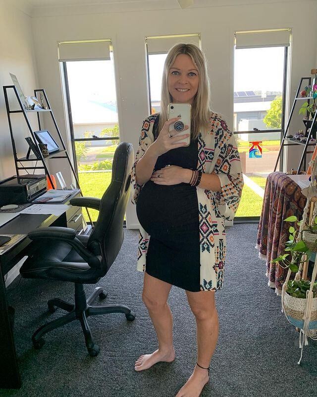 I Put a Baby In Her 