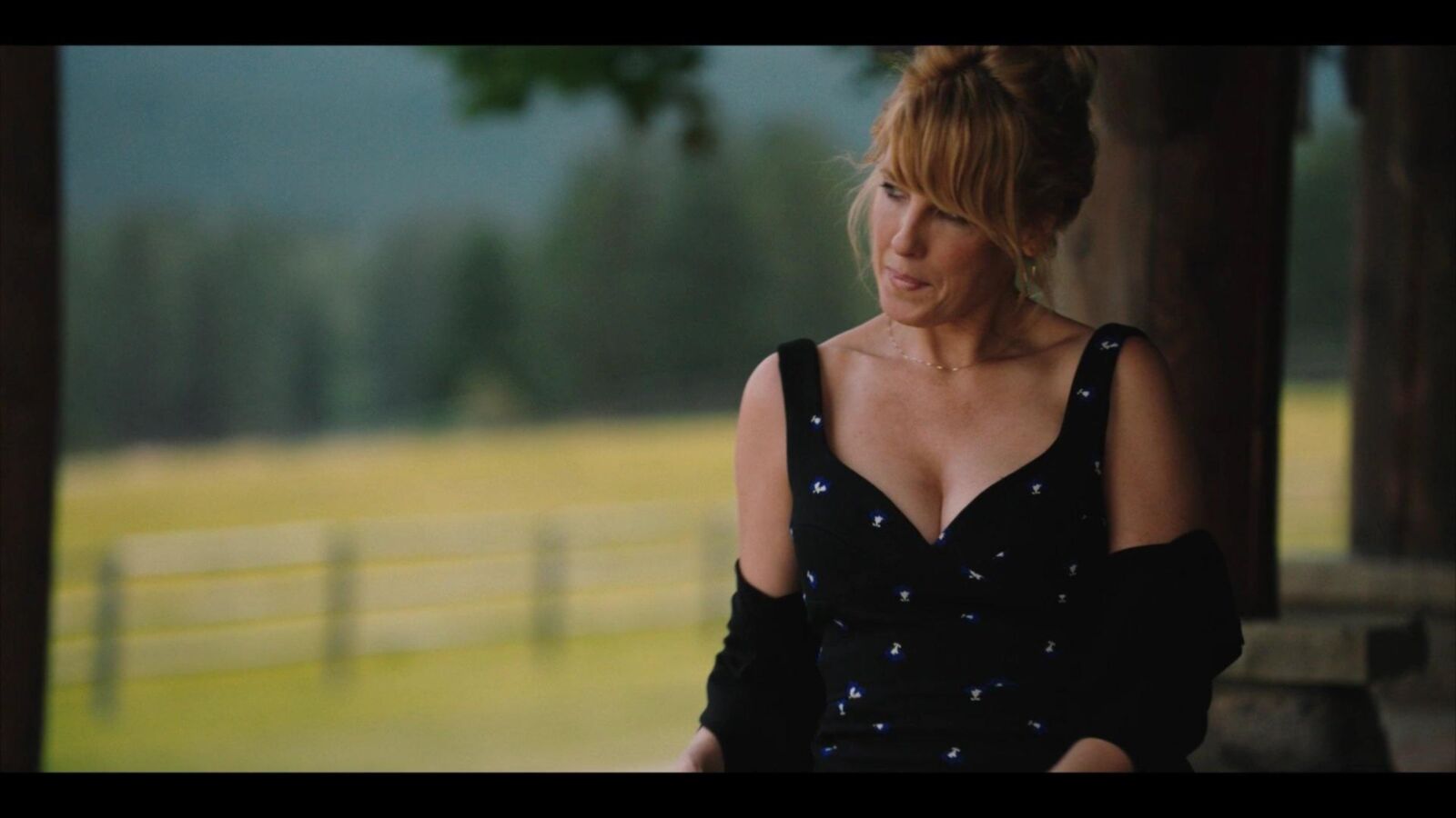 Tits Kelly Reilly