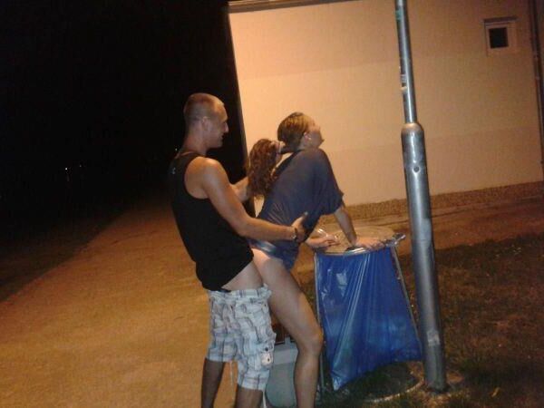 BAISE A TOUT VA