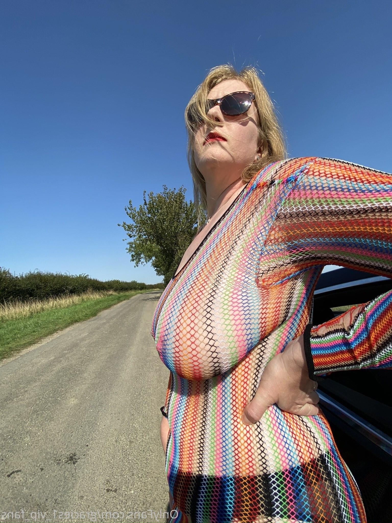 Gracie Huge Boobs Big Ass Blonde Horny Milf Mixed Hot Shots