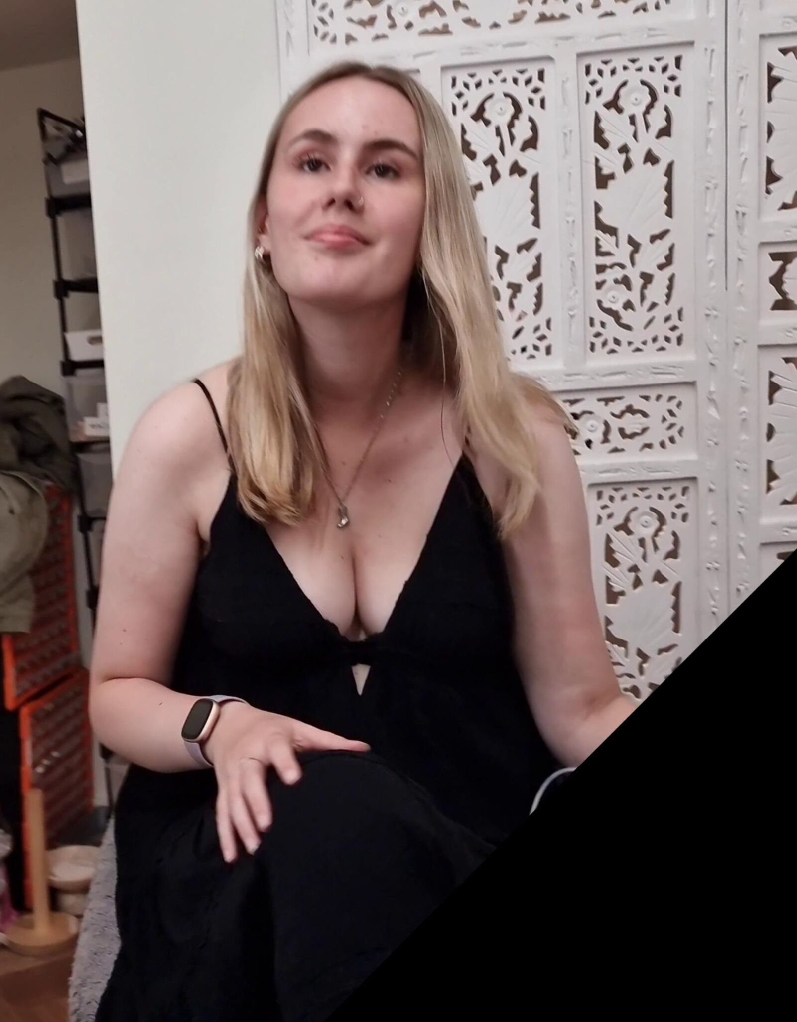 Ladenassistenten machen es zu einfach blonde Downblouse