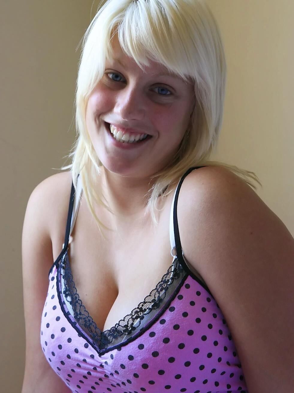 Bryony Vivacious amateur