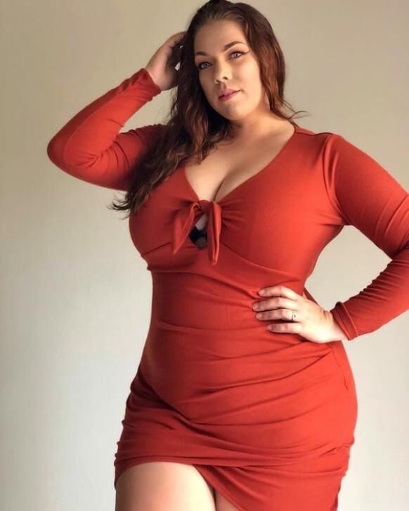 Ashleigh Dunn Clothes