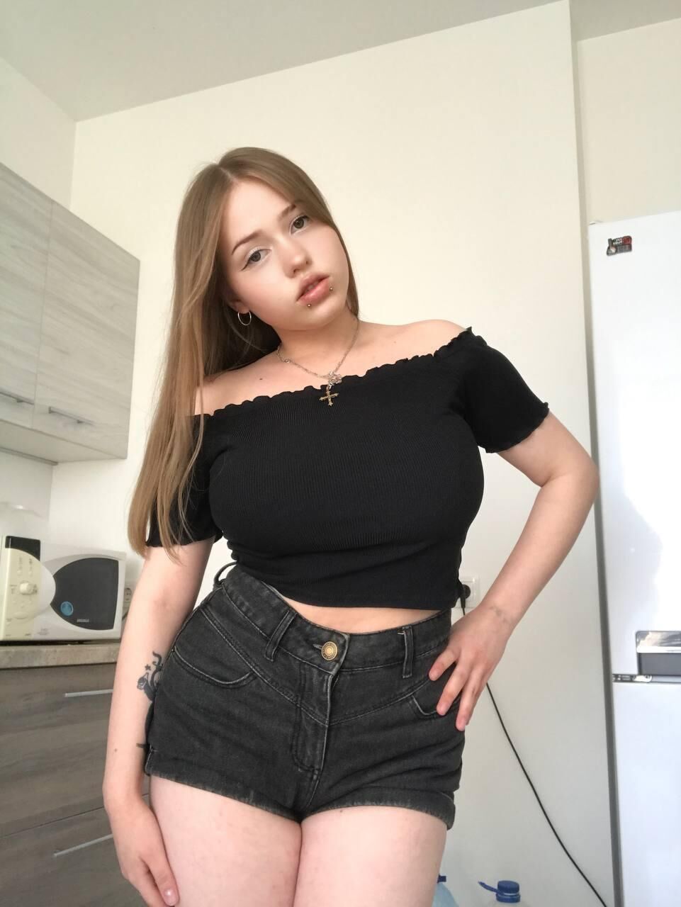 MIA MATEKERS