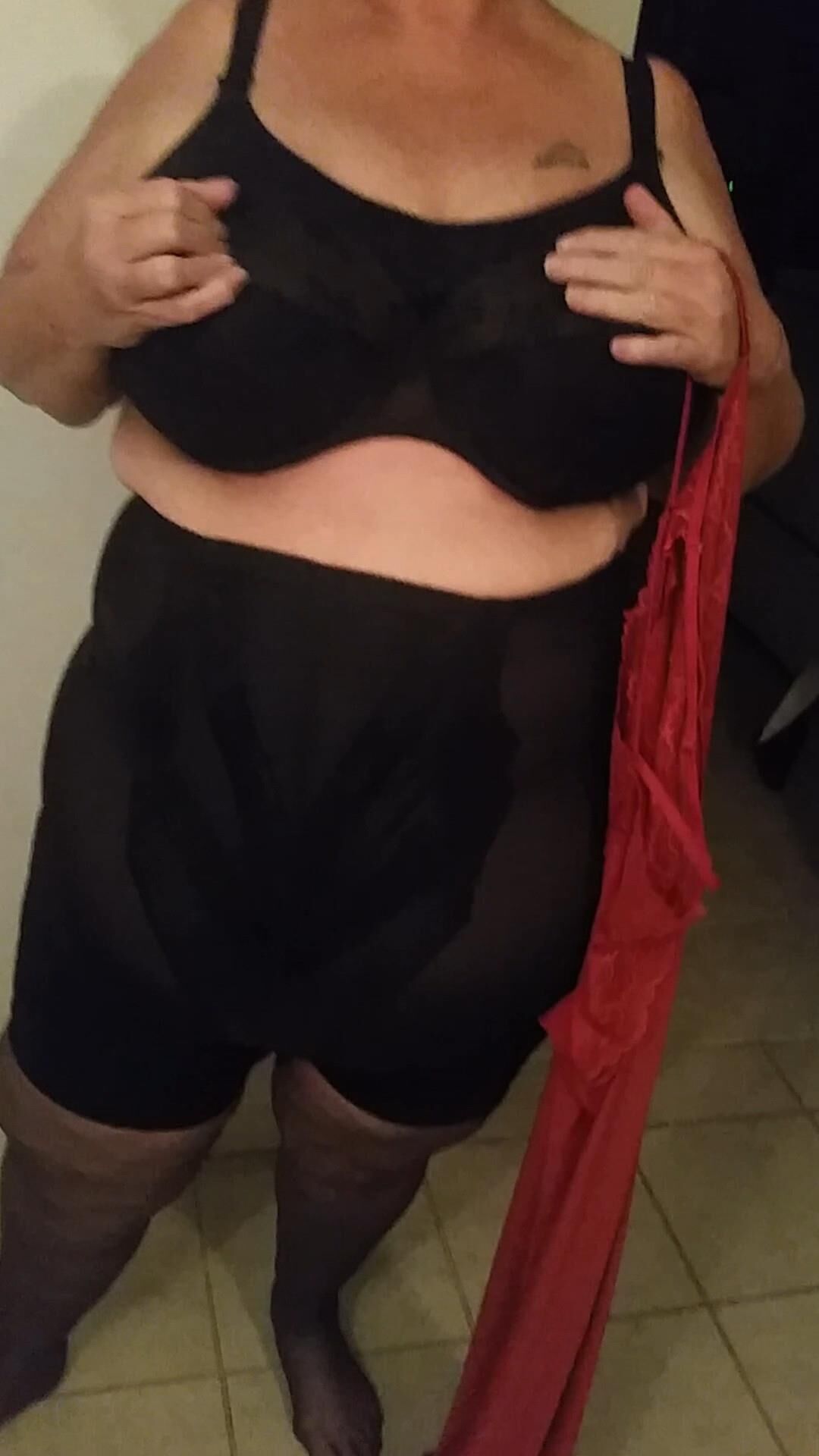 Fat Oma Love's Sissysick