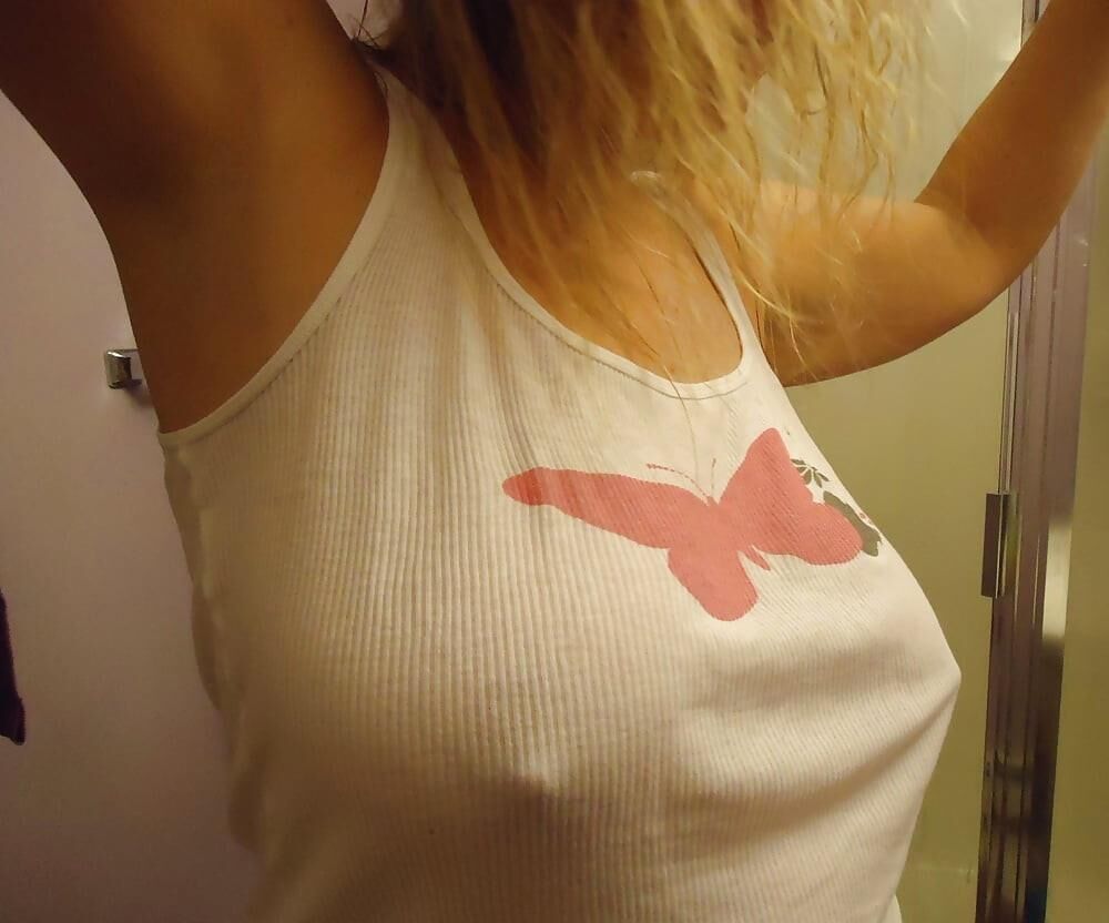 Uh Oh, Mom's Feeling Frisky