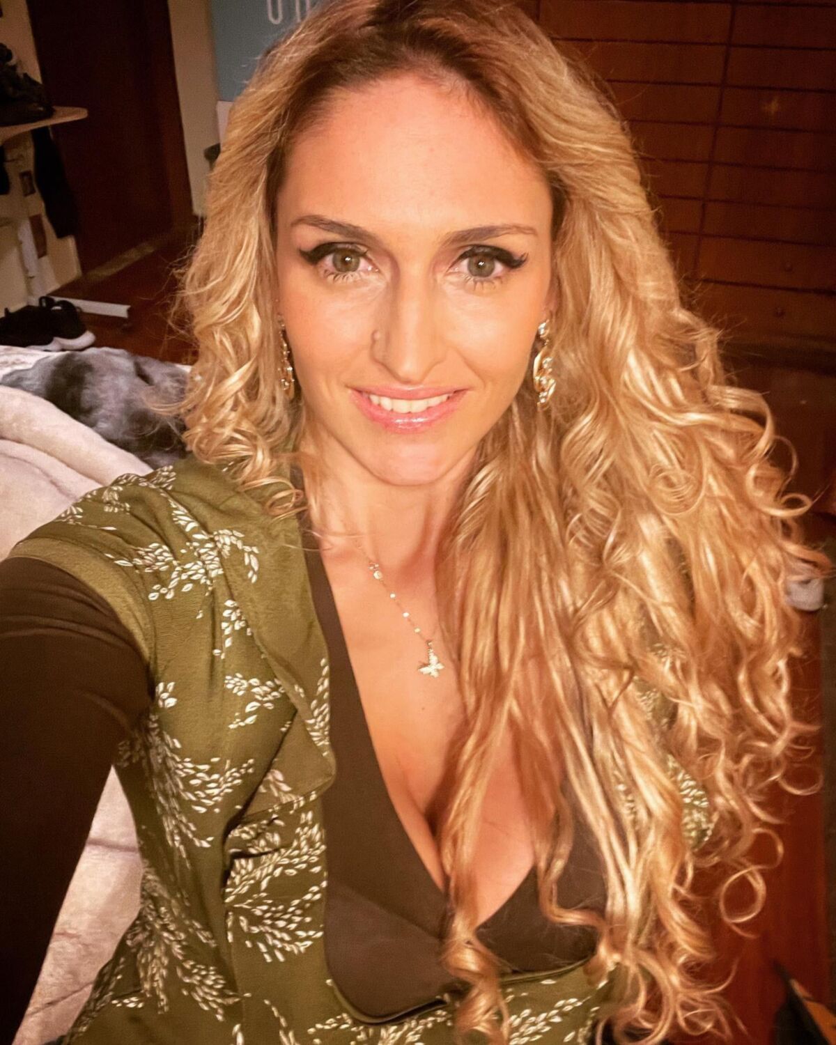 Ist diese griechische reife Frau merkwürdig?