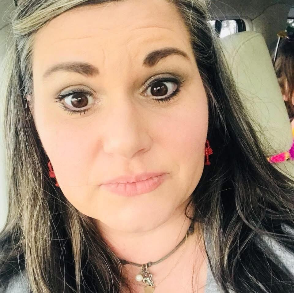  	Aimee flashes her very big titties at mardi gras