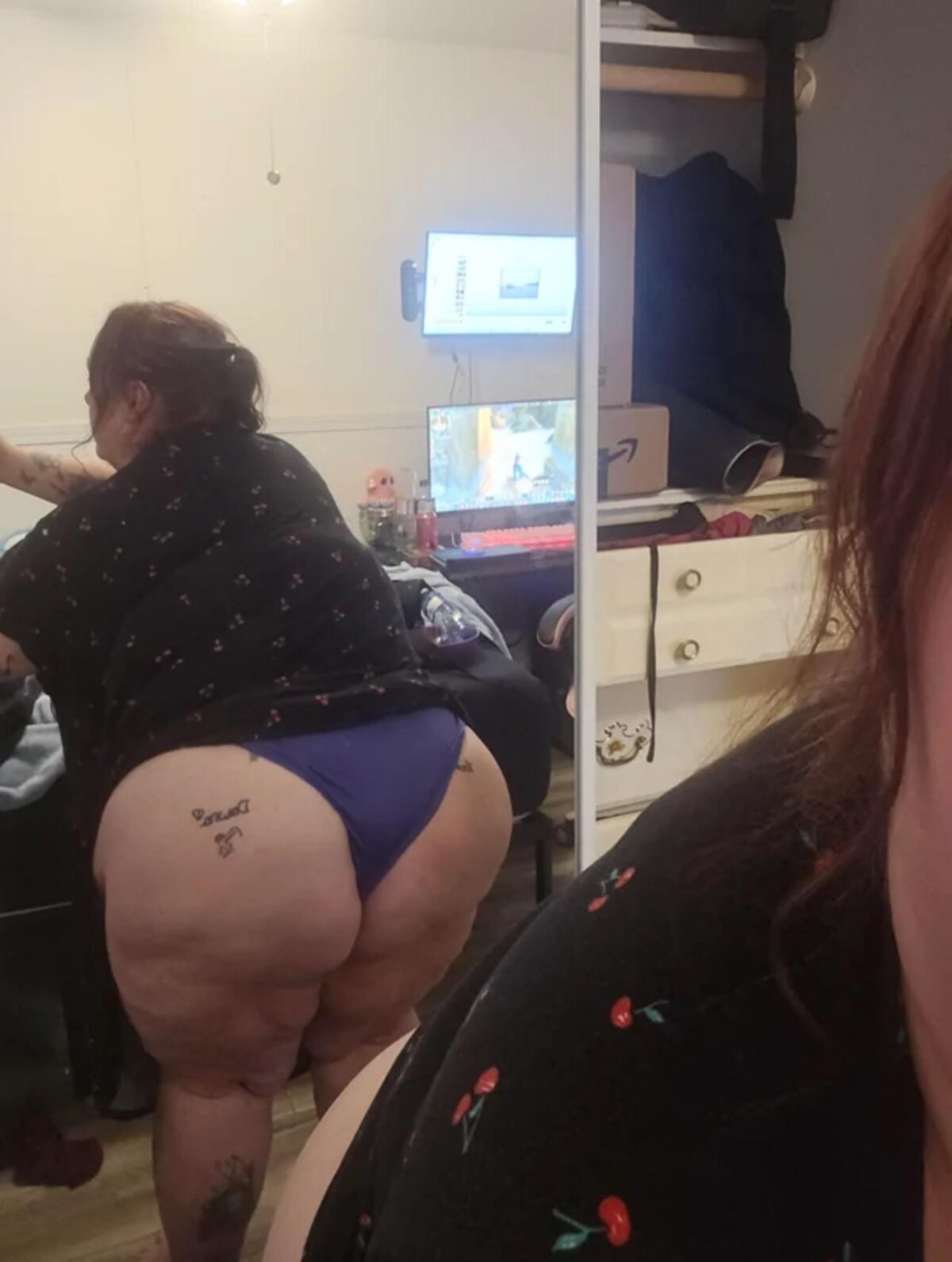 Huge Amateur Saggers 