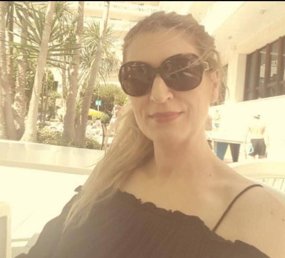 Caroline geile französische Milf Schlampe große Titten