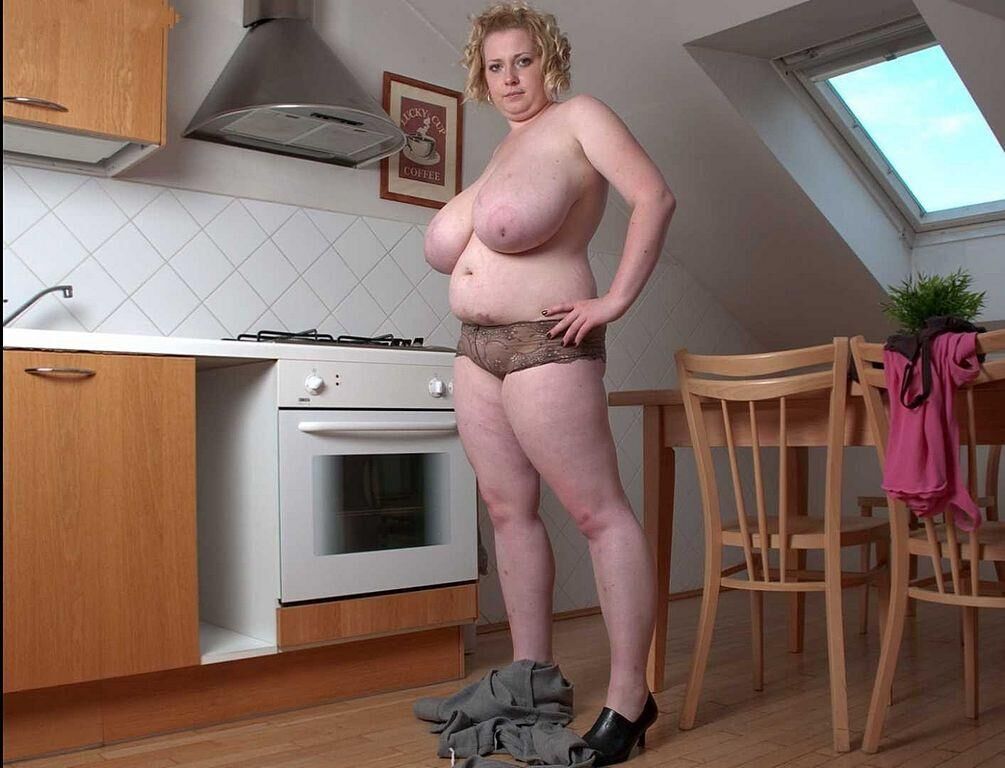 Ältere Damen mit schönen großen Busen