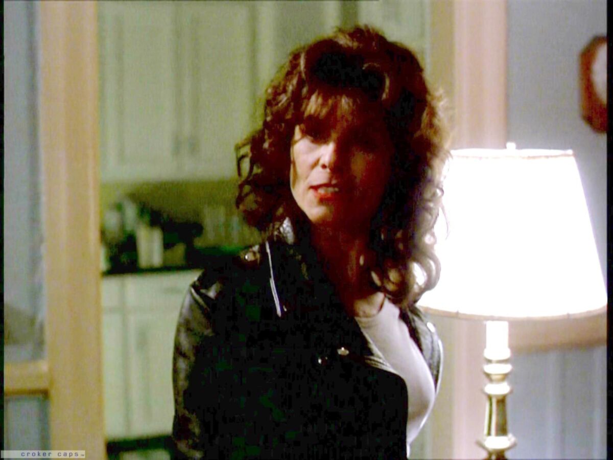 Tits Adrienne Barbeau
