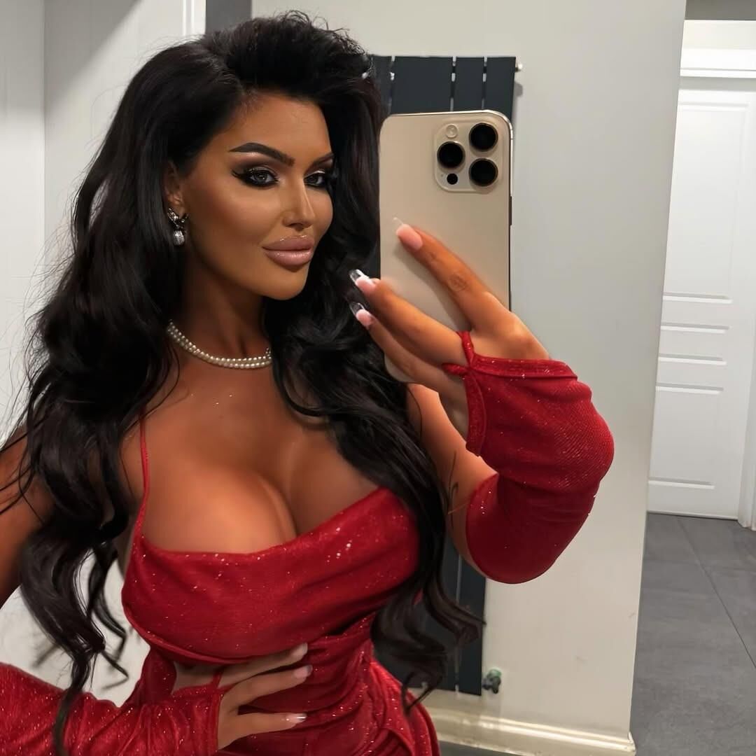 Bimbos Chav Hündinnen, um unsere vollen Kugeln so schnell zu streicheln und abzulassen