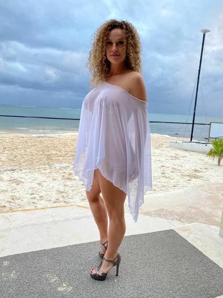Vollbusiger Nn Milf Amateur