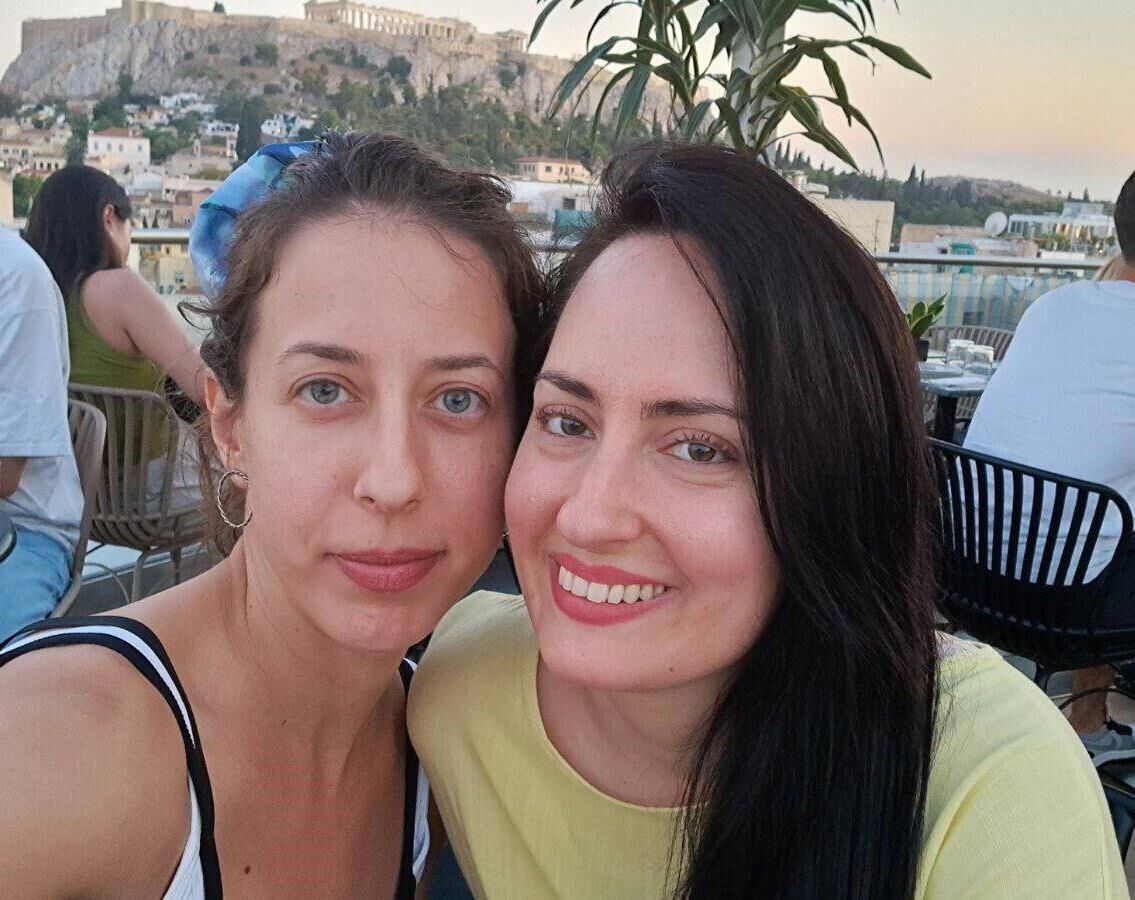 Do you think Eugenia is hot? 
