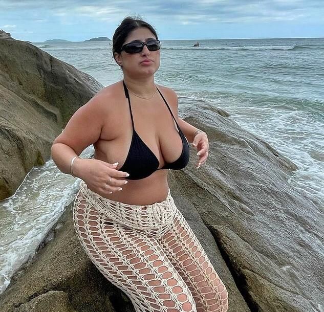 STUPID FAT HUGE BOOBS
