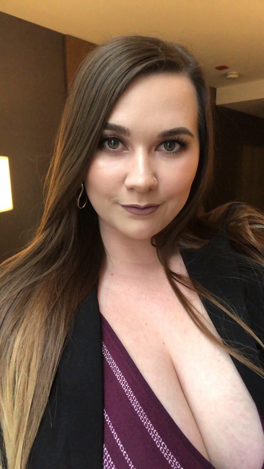 Huge tits 