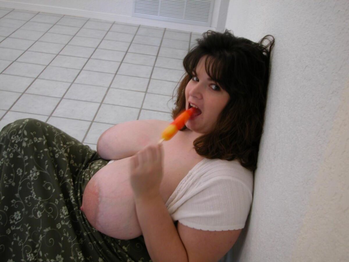 Areolas and Tits to die for Subgirlie