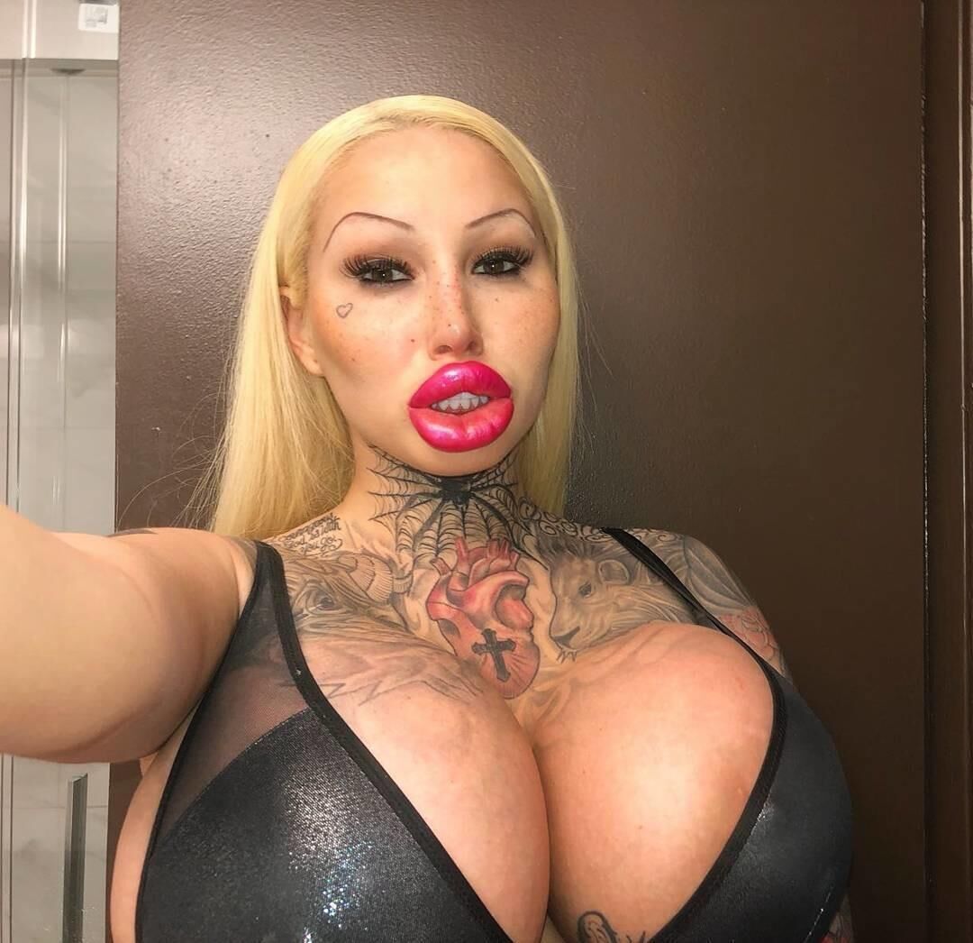 monster tits 