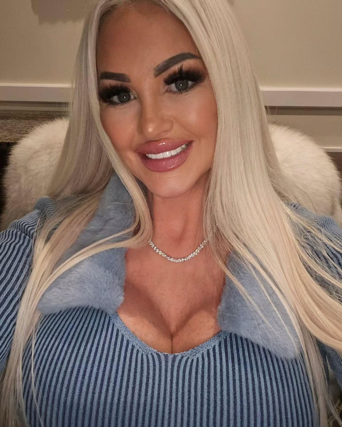 Dolly Doll 
