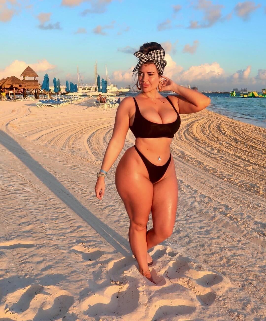 Hannah b