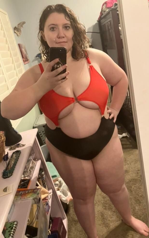 大きな巨乳のぽっちゃりのおっぱいbbw熟女